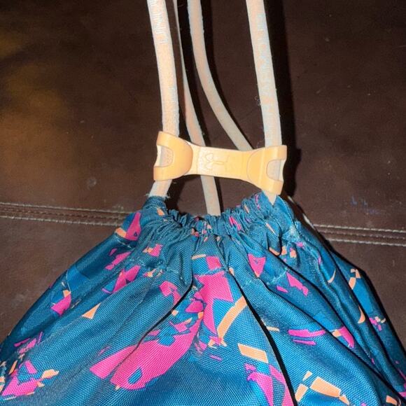 Under Armour Drawstring Backpack Sackpack Teal Pink Front Zip Pocket - Picture 5 of 8